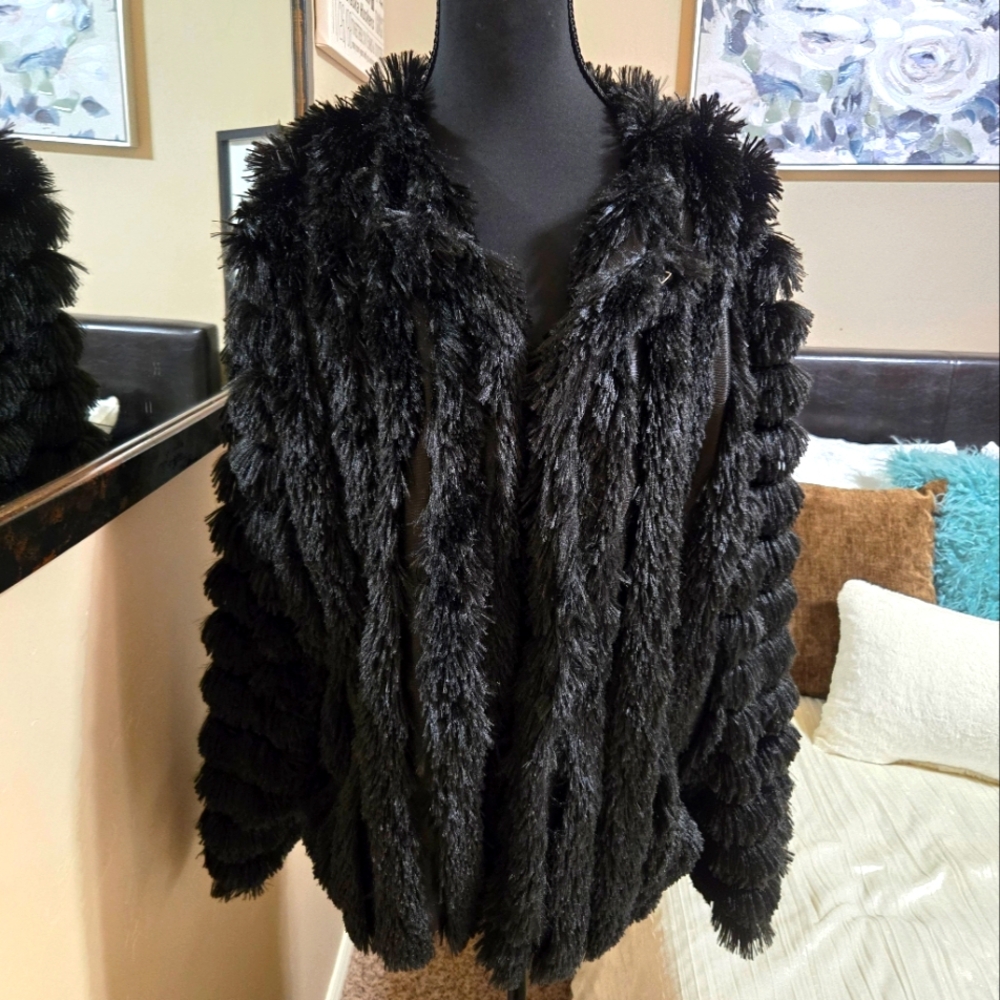 Black Faux Fur Jacket By Roamans Size 14/16 NWOT Never Worn!!